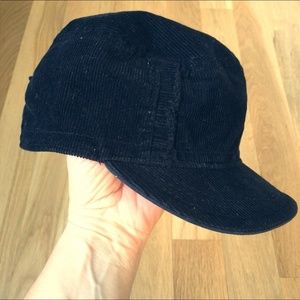 Oakley woman hat black